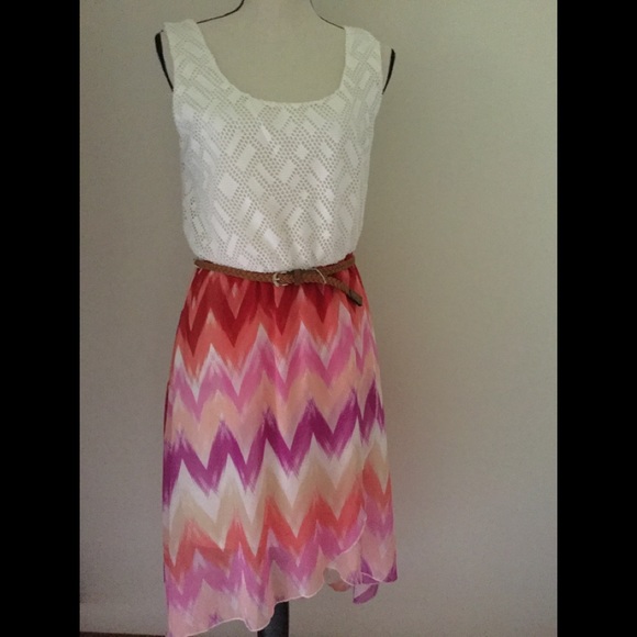 Lily Rose Dresses & Skirts - 🎉FINAL 🎉Gorgeous Lily Rose Dress sz L EUC